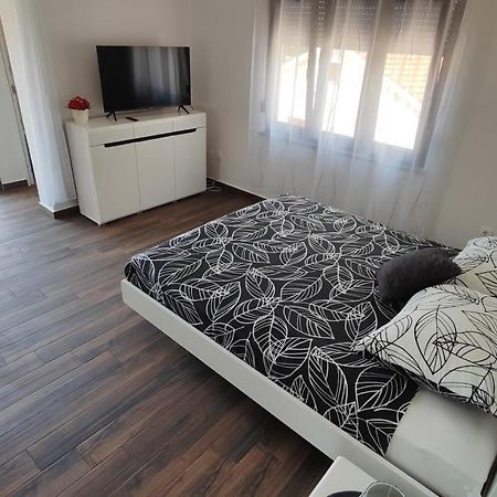 Viktor Rooms&Apartments Rovinj Buitenkant foto