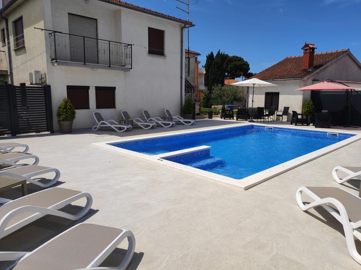 Viktor Rooms&Apartments Rovinj Buitenkant foto