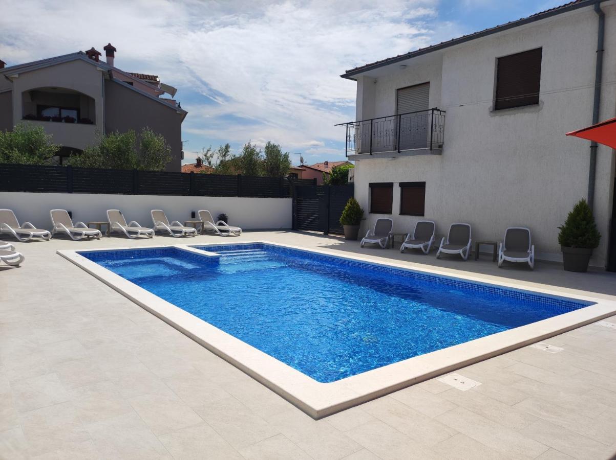 Viktor Rooms&Apartments Rovinj Buitenkant foto