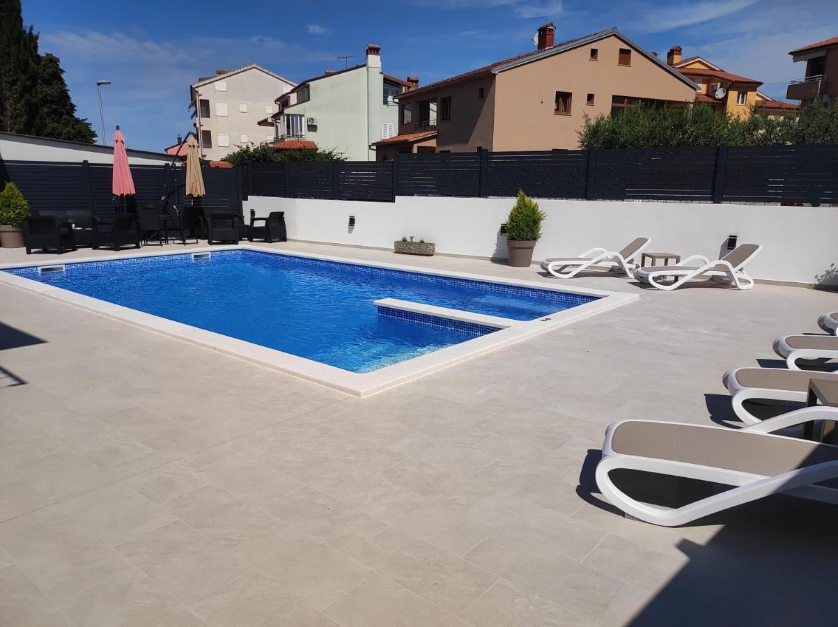 Viktor Rooms&Apartments Rovinj Buitenkant foto