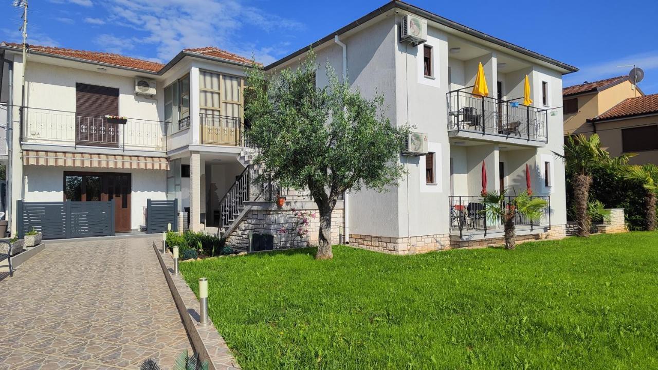 Viktor Rooms&Apartments Rovinj Buitenkant foto